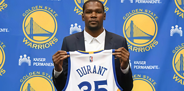Bạn vẫn còn nhớ hôm nay chín năm trước? NBA đã hoảng loạn!
