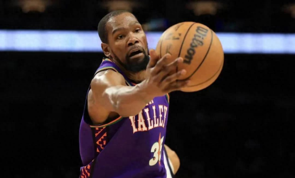 Người hâm mộ Rockets đang lo lắng! Durant đã trải qua phẫu thuật trước khi anh ấy xuất hiện và thời gian phục hồi có thể trở thành biến số lớn nhất